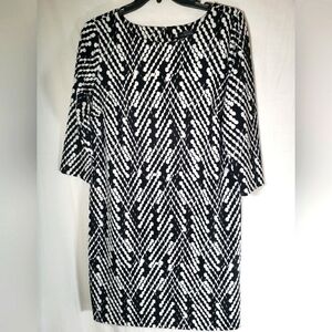 The LIMITED Black And White 3/4 Length Sleeves Dress Sz XL